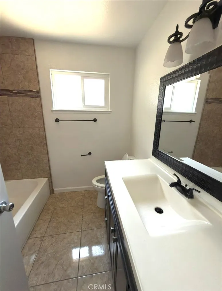 2365 Fordham Clovis, CA 93611