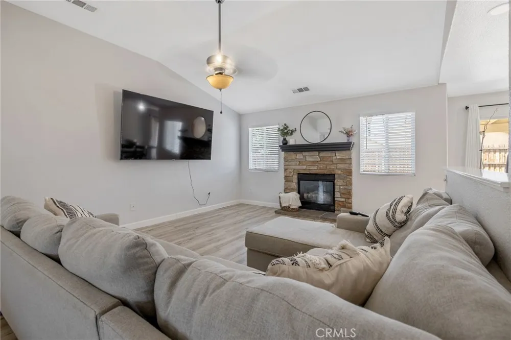2138 Freedom Street Hanford, CA 93230