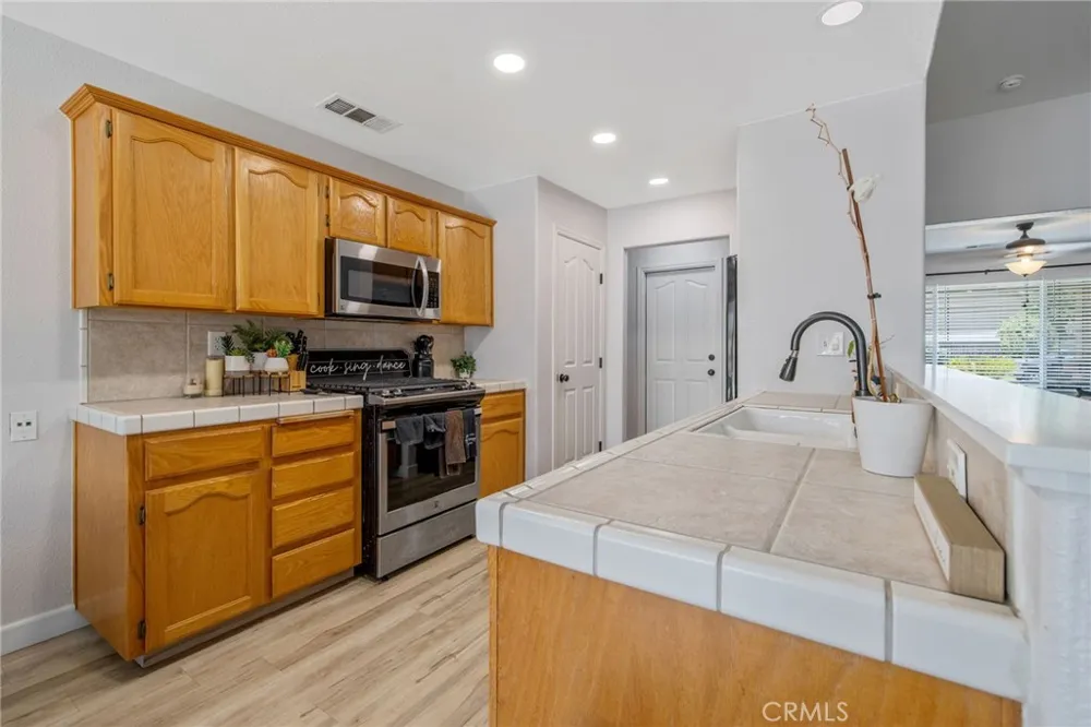 2138 Freedom Street Hanford, CA 93230