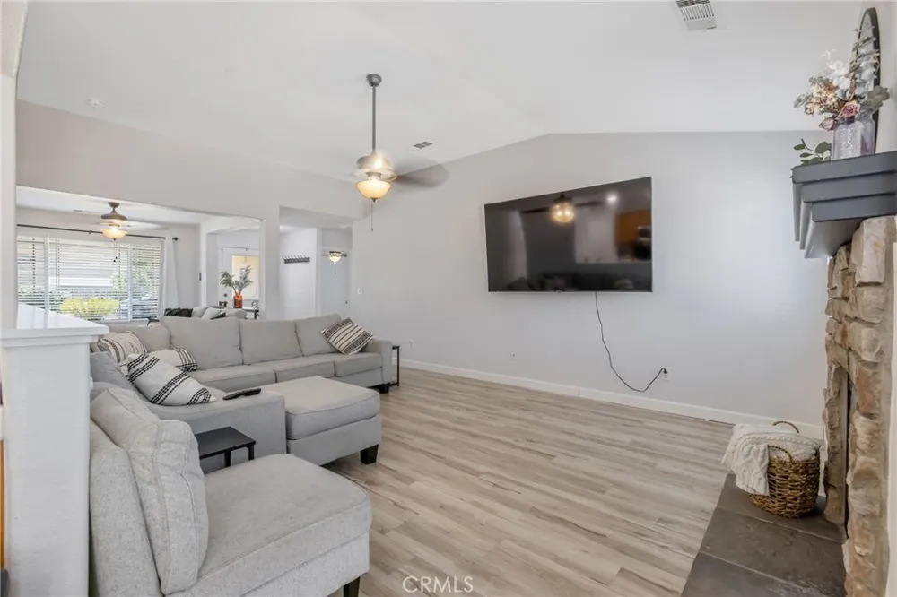 2138 Freedom Street Hanford, CA 93230