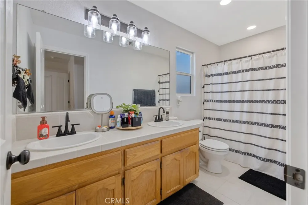 2138 Freedom Street Hanford, CA 93230
