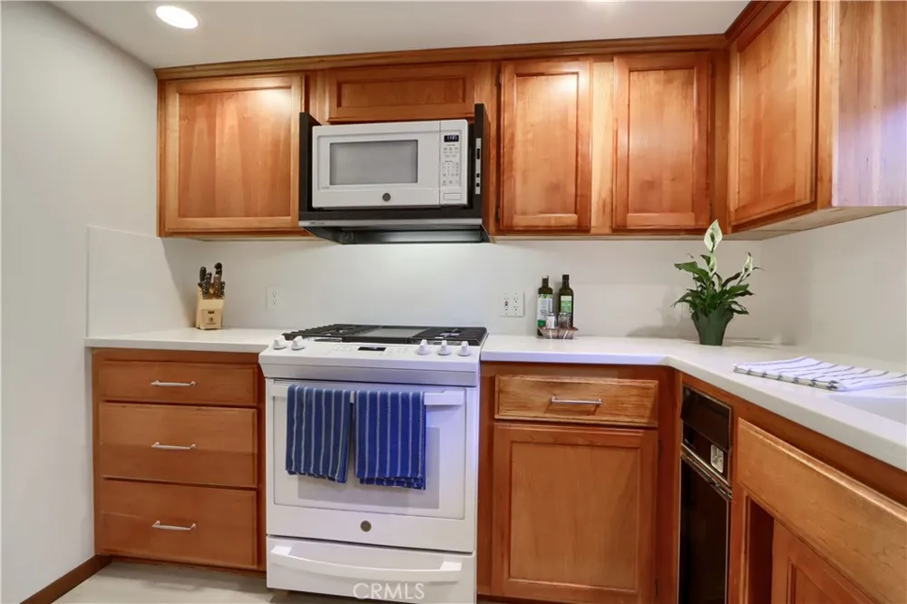 39670 Highview Oakhurst, CA 93644