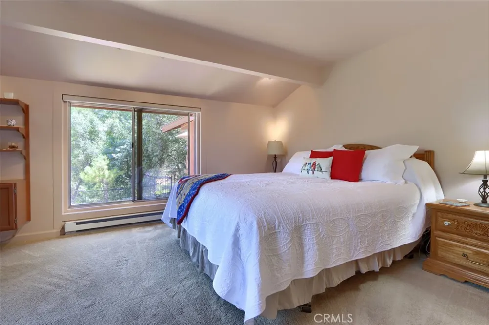 39670 Highview Oakhurst, CA 93644