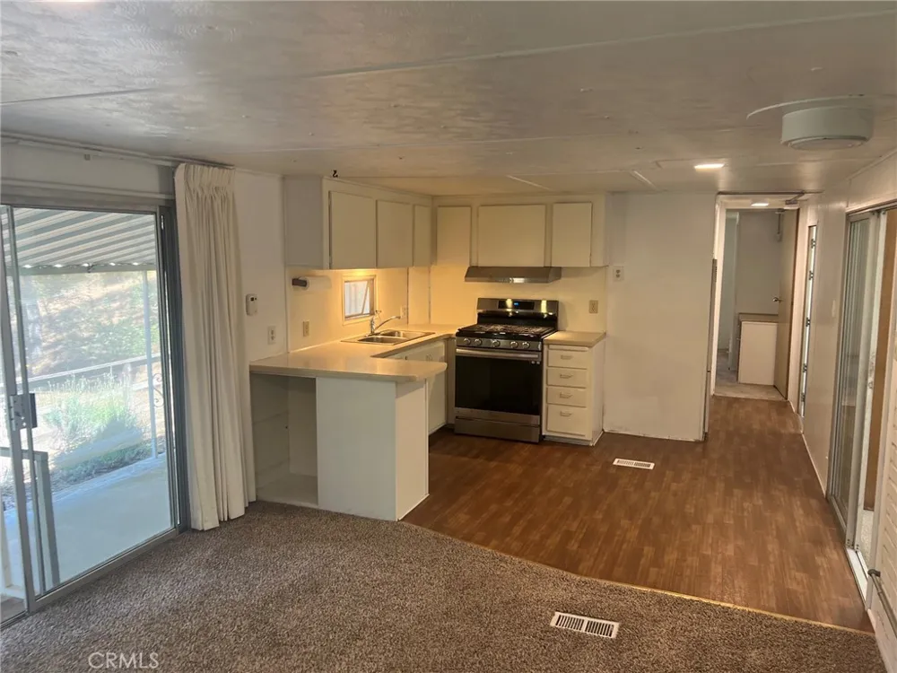 39670 Highview Oakhurst, CA 93644