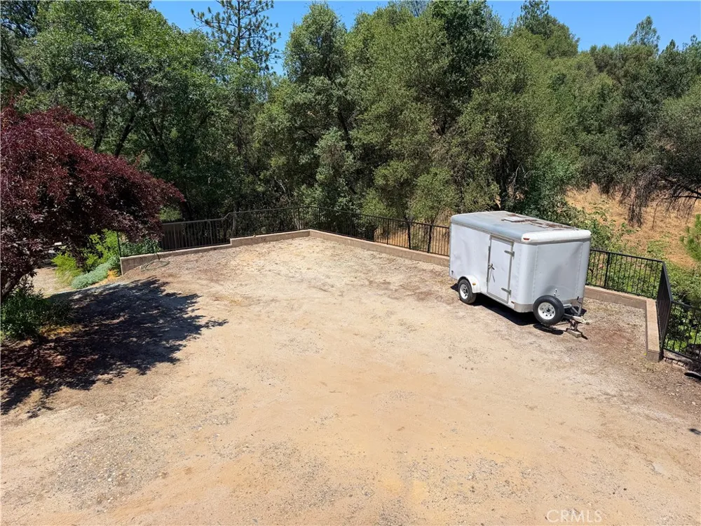 39670 Highview Oakhurst, CA 93644