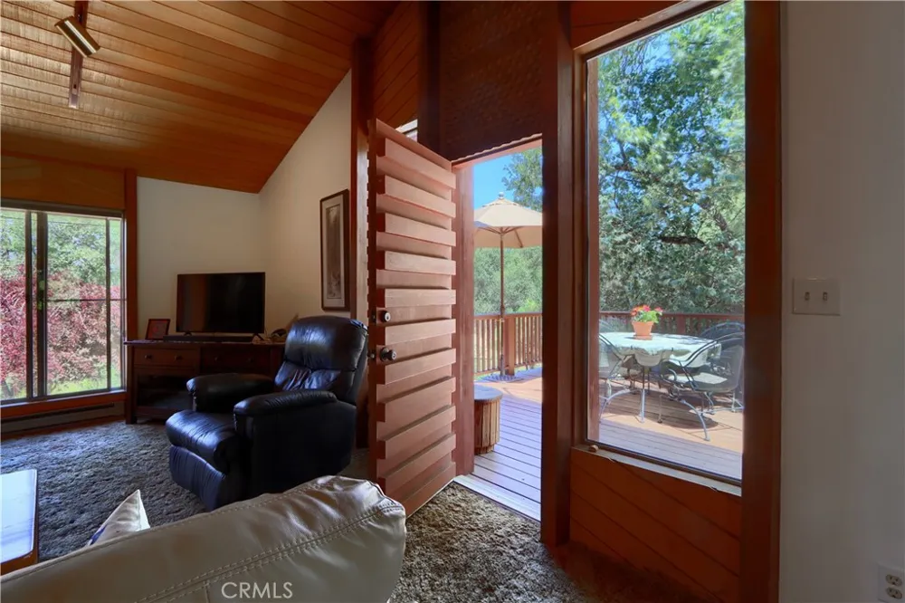 39670 Highview Oakhurst, CA 93644