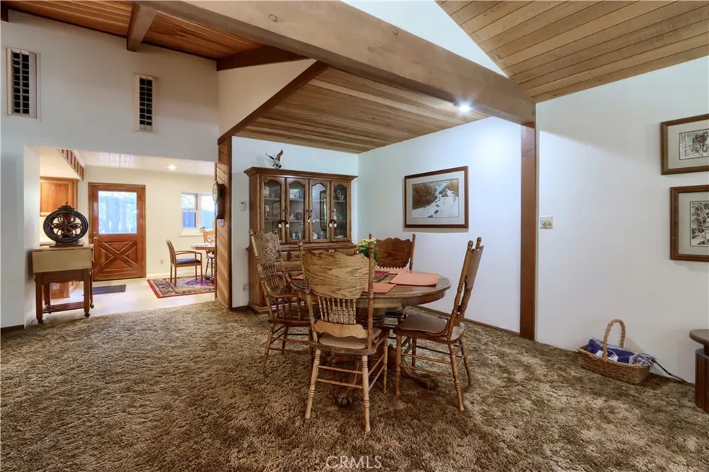 39670 Highview Oakhurst, CA 93644