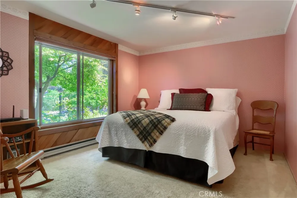39670 Highview Oakhurst, CA 93644