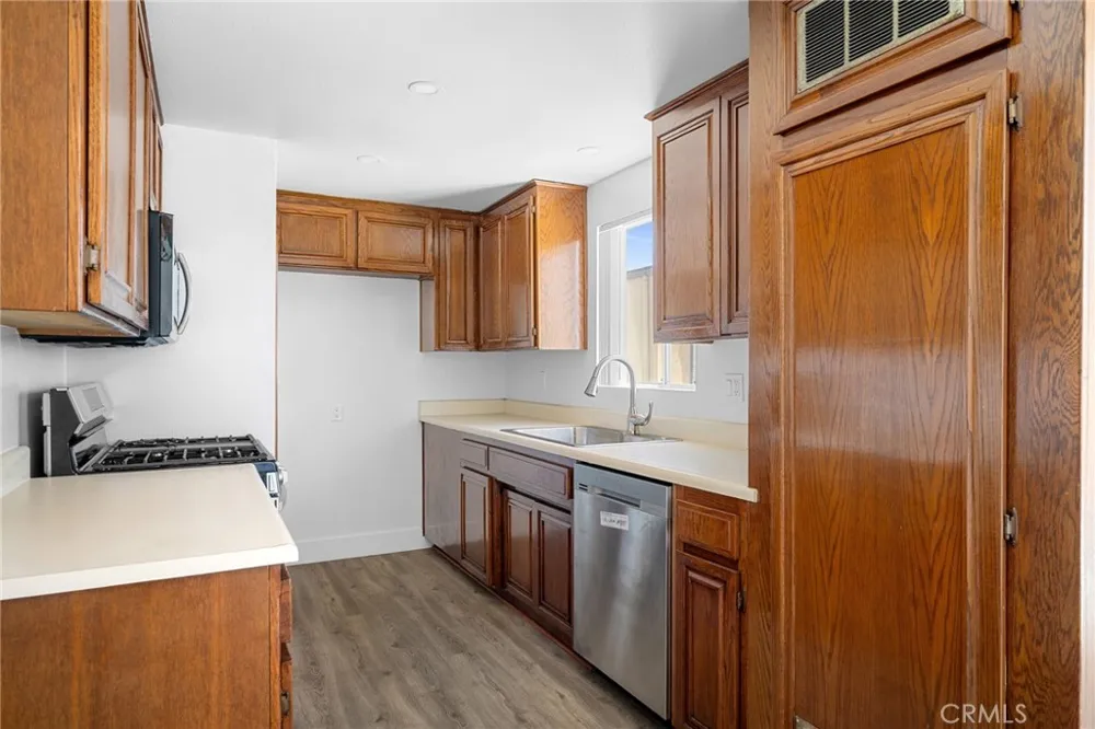 6406 Denny Avenue #5 North Hollywood, CA 91606