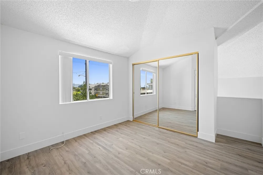 6406 Denny Avenue #5 North Hollywood, CA 91606
