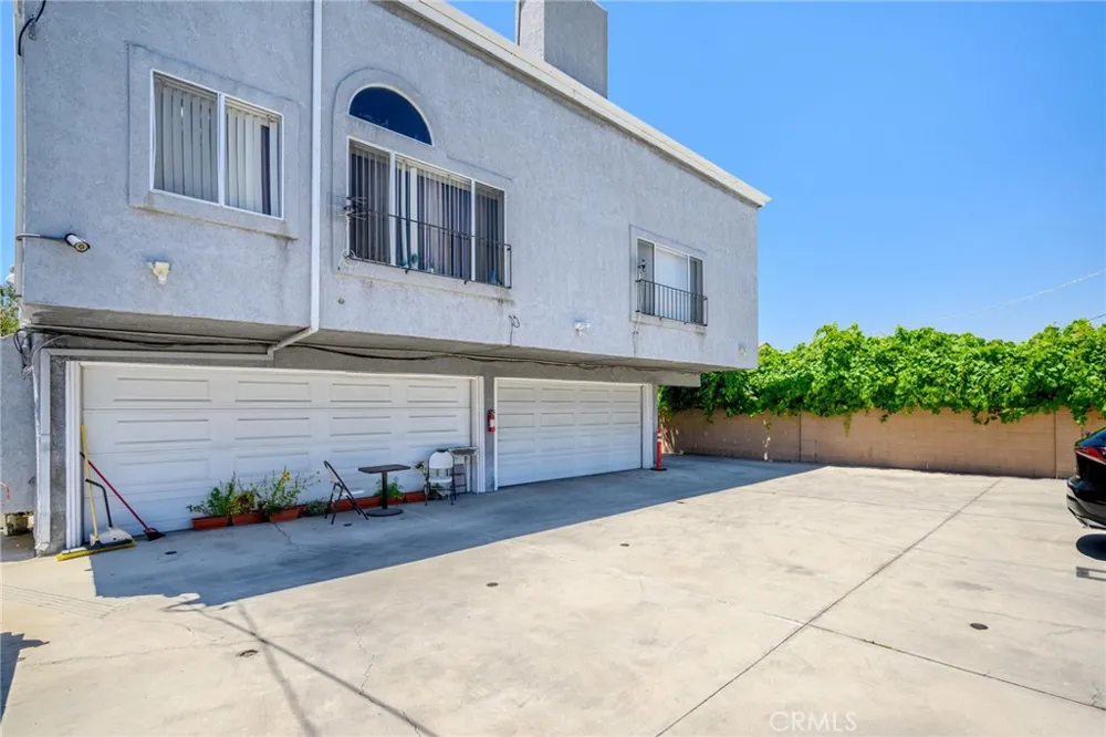 6406 Denny Avenue #5 North Hollywood, CA 91606