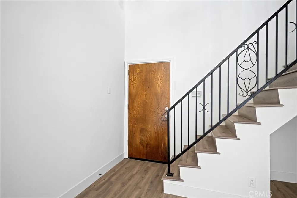 6406 Denny Avenue #5 North Hollywood, CA 91606