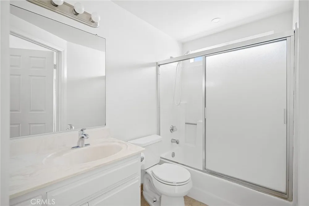 6406 Denny Avenue #5 North Hollywood, CA 91606