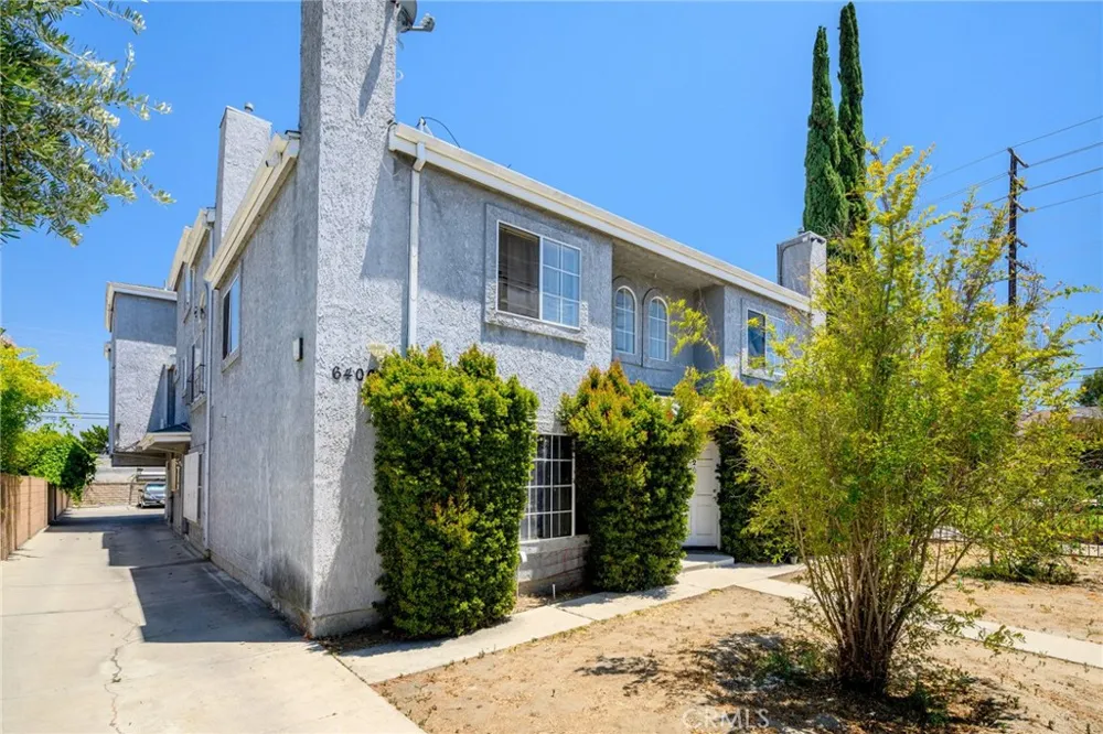 6406 Denny Avenue #5 North Hollywood, CA 91606