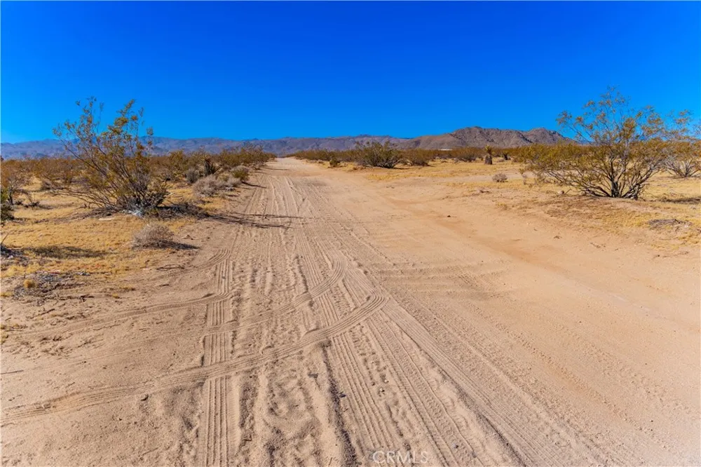 6311431 Sunset Road Joshua Tree, CA 92252