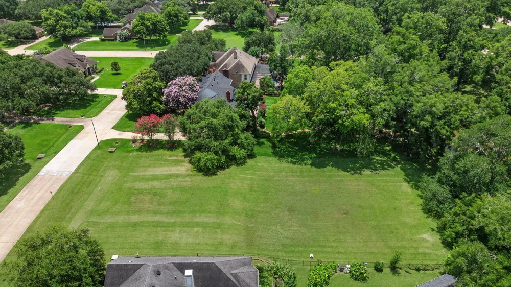 5235 Westerdale Drive Fulshear, TX 77441