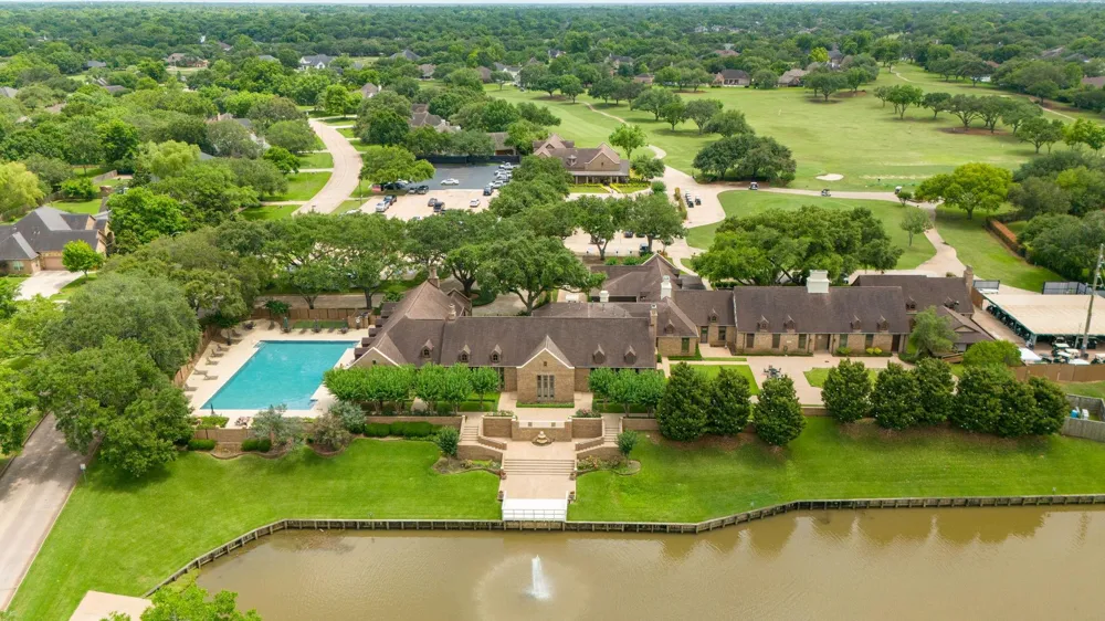 5235 Westerdale Drive Fulshear, TX 77441
