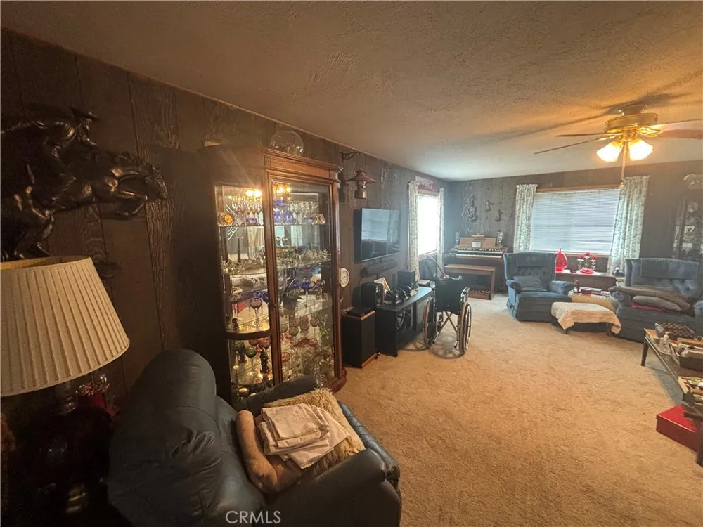 3255 Sunset Joshua Tree, CA 92252