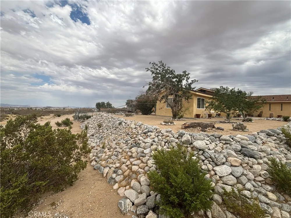 3255 Sunset Joshua Tree, CA 92252