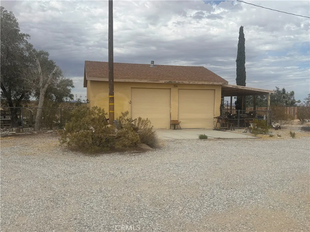 3255 Sunset Joshua Tree, CA 92252