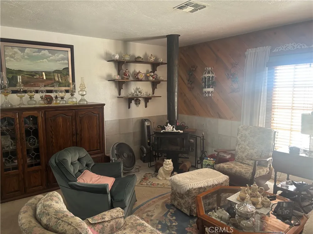 3255 Sunset Joshua Tree, CA 92252