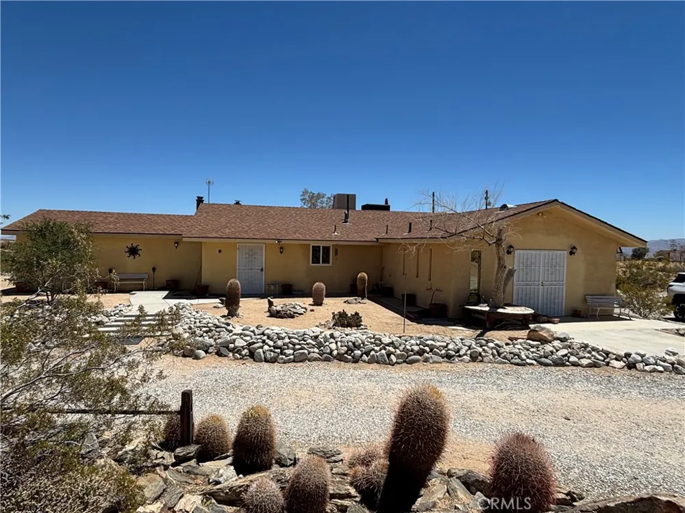 3255 Sunset Joshua Tree, CA 92252