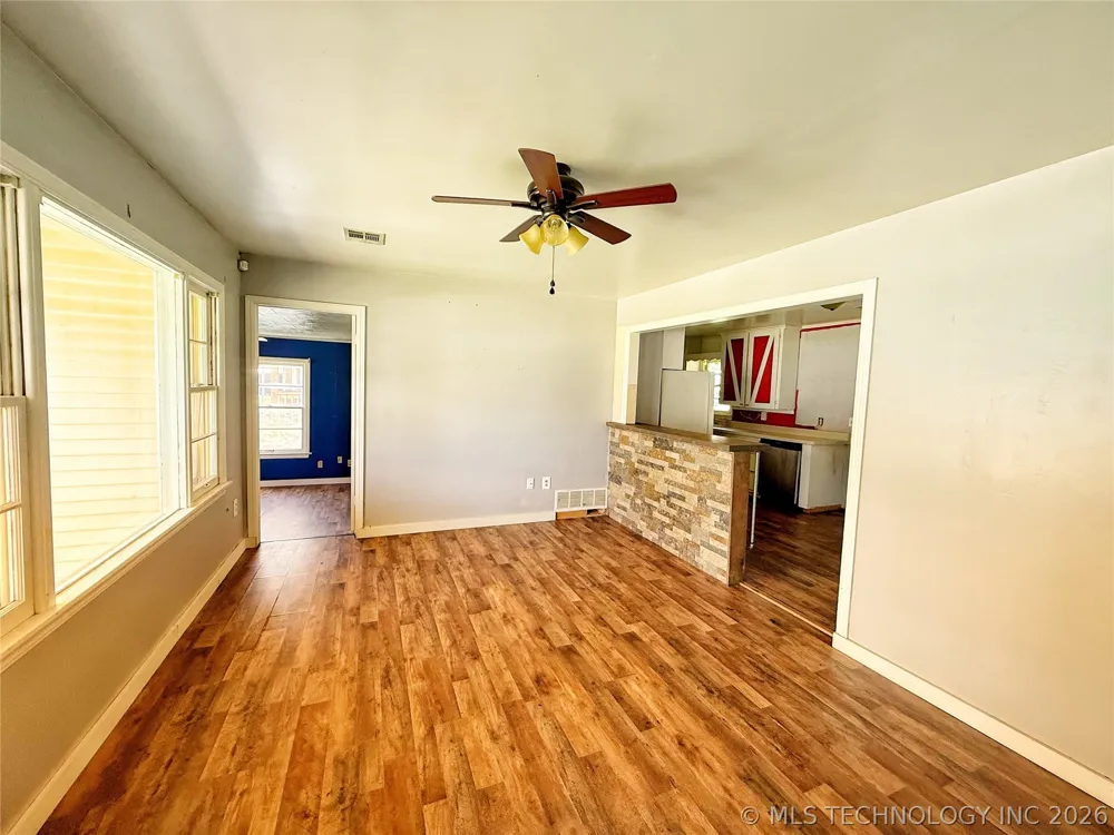 719 Kelker Holdenville, OK 74848