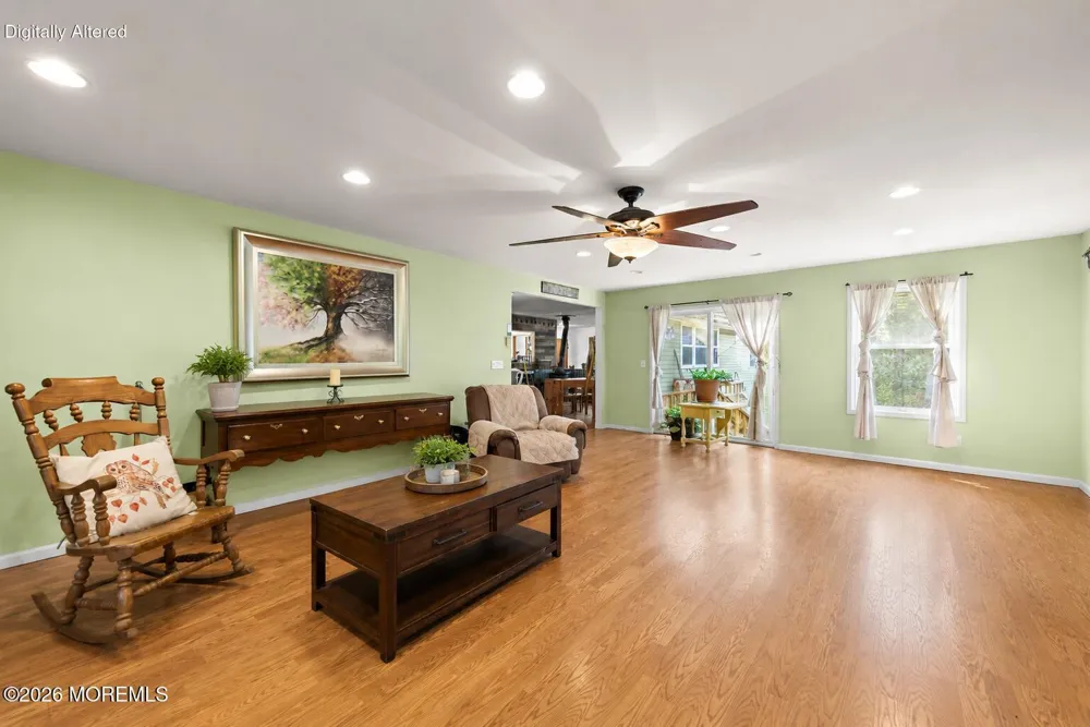 1856 Route 542 Tuckerton, NJ 08087