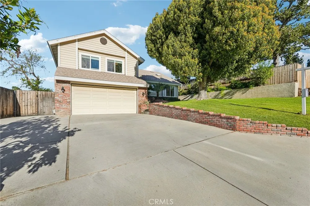 1016 La Feliz Redlands, CA 92373