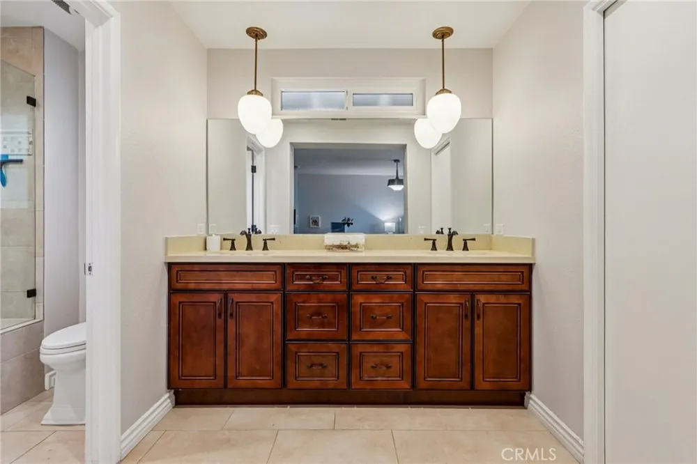 1016 La Feliz Redlands, CA 92373