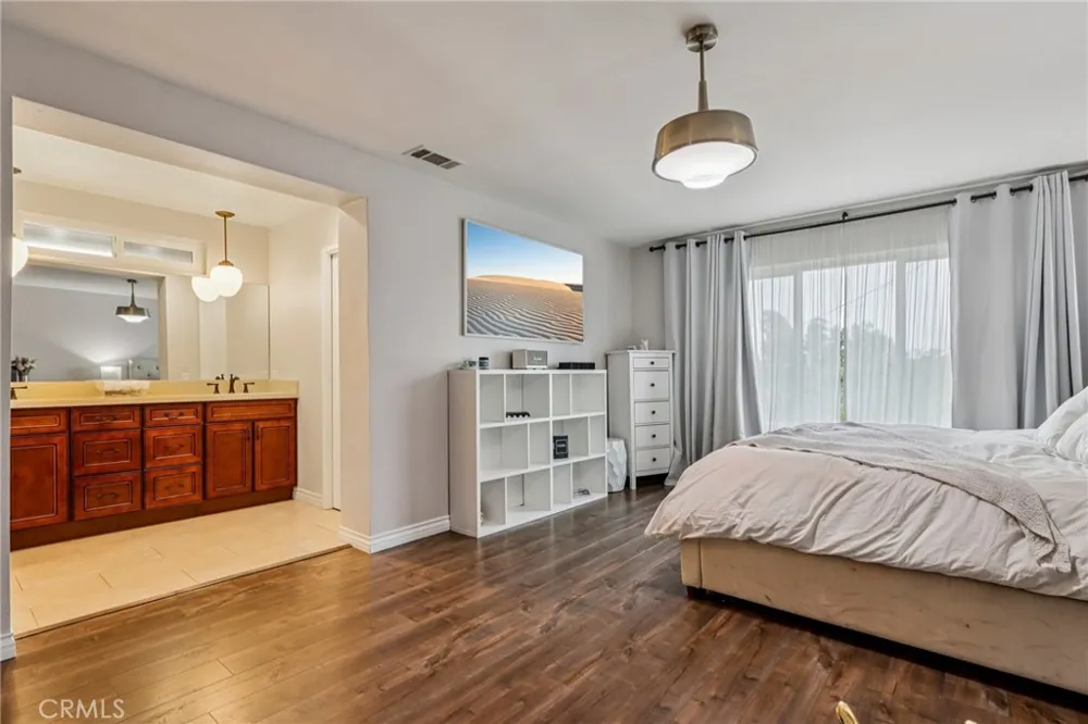 1016 La Feliz Redlands, CA 92373