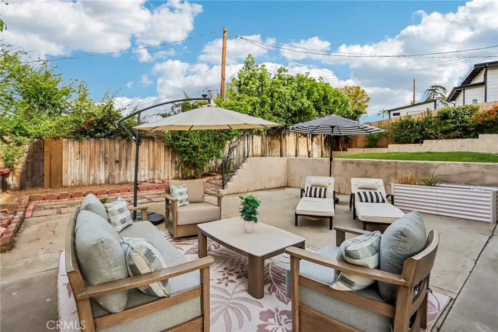 1016 La Feliz Redlands, CA 92373