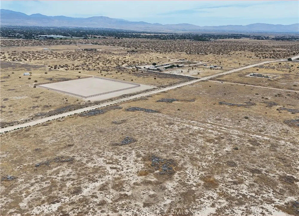 E Avenue Q Palmdale, CA 93591