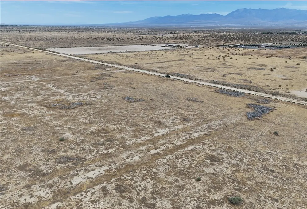 E Avenue Q Palmdale, CA 93591
