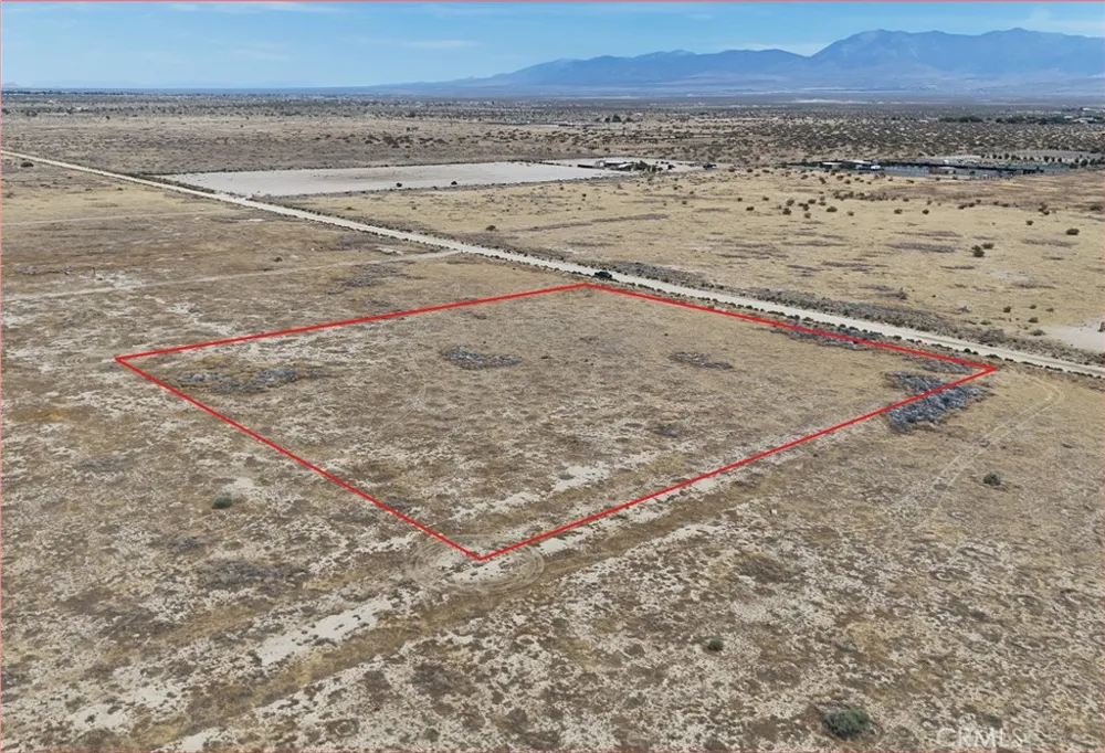 E Avenue Q Palmdale, CA 93591