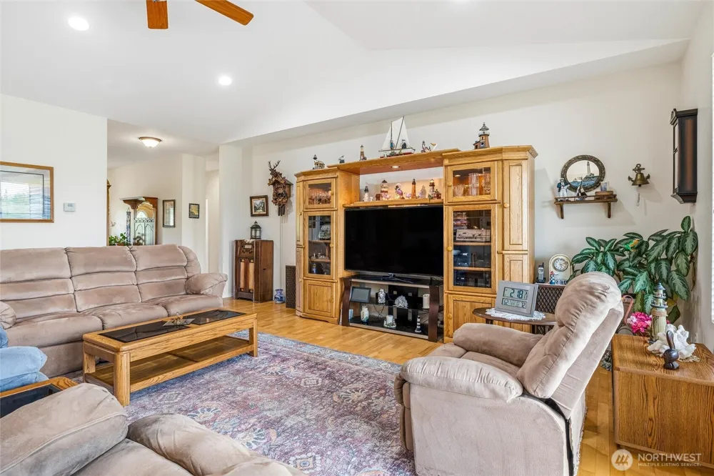 2700 Brown Road Ferndale, WA 98248