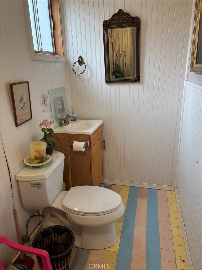 10728 Fishery Springs Road Loch Lomond, CA 95461