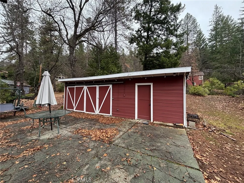 10728 Fishery Springs Road Loch Lomond, CA 95461