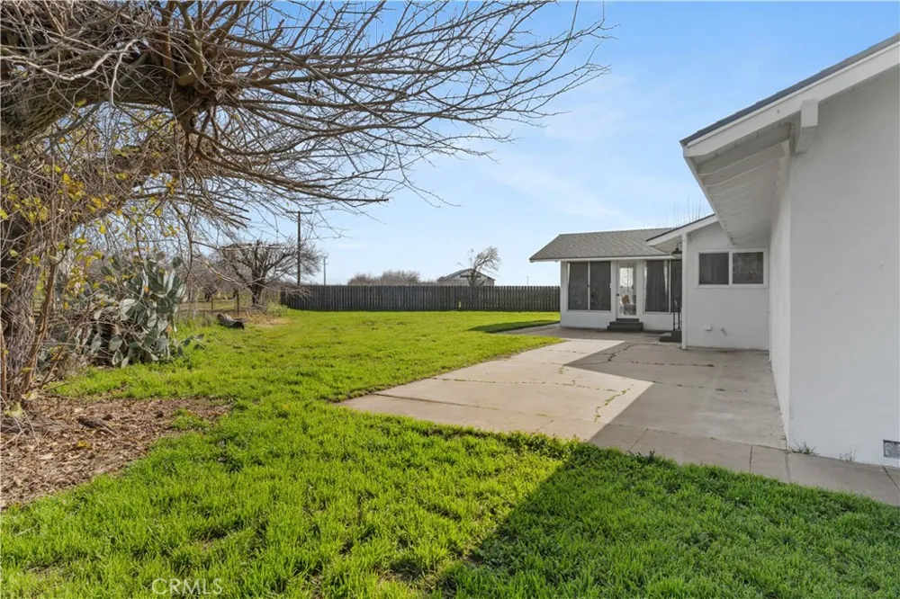4084 Fresno Le Grand, CA 95333