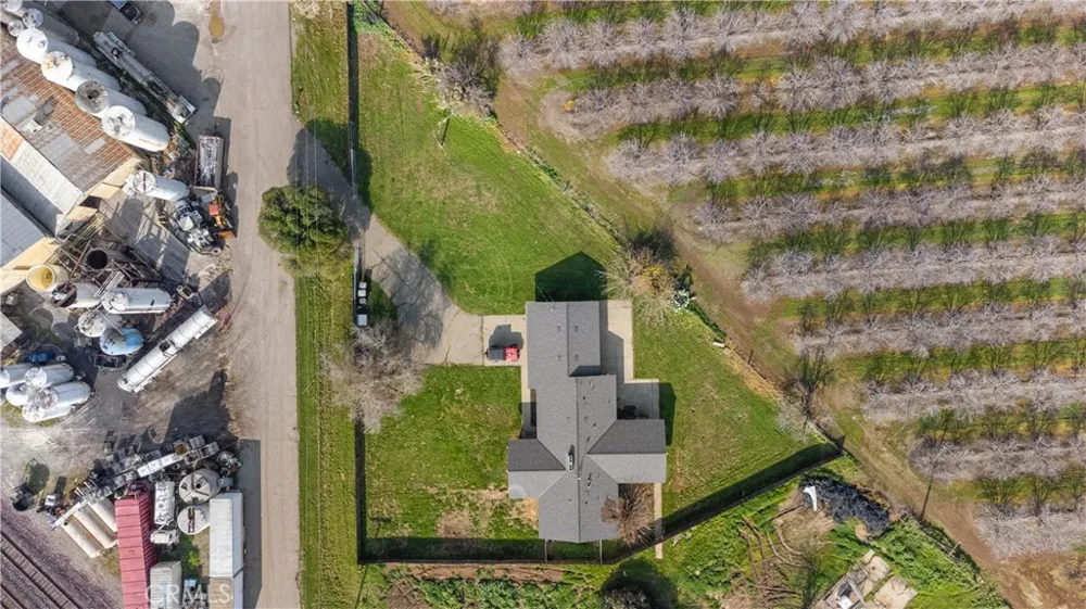 4084 Fresno Le Grand, CA 95333