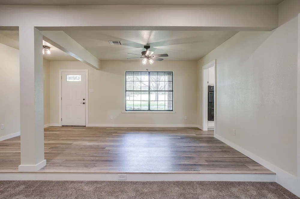 1009 Abbie Lane Glen Rose, TX 76043