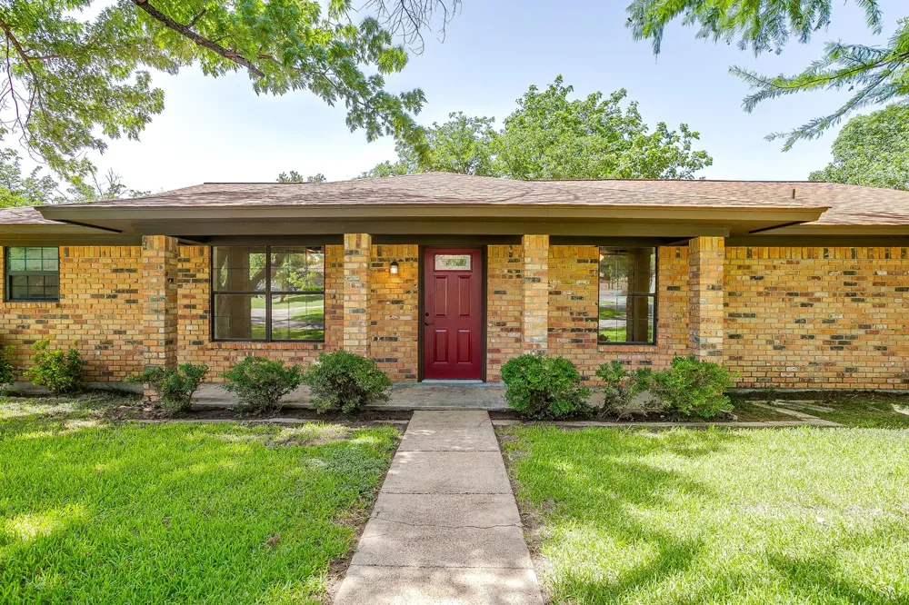 1009 Abbie Lane Glen Rose, TX 76043