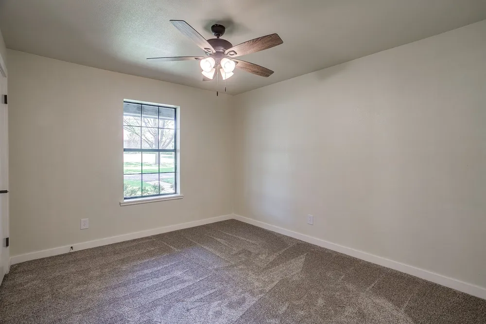 1009 Abbie Lane Glen Rose, TX 76043