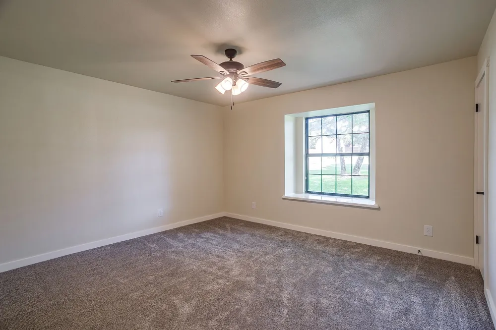 1009 Abbie Lane Glen Rose, TX 76043