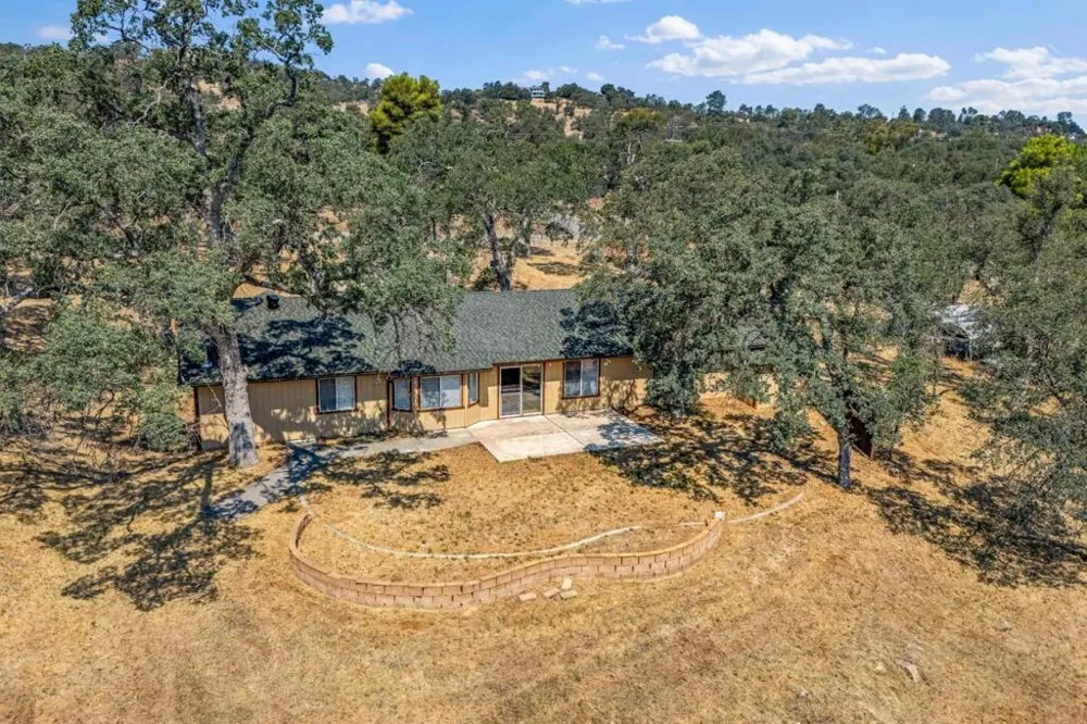 30159 Horseshoe Drive Coarsegold, CA 93614