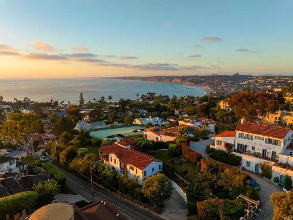 1406 La Jolla Knoll La Jolla, CA 92037