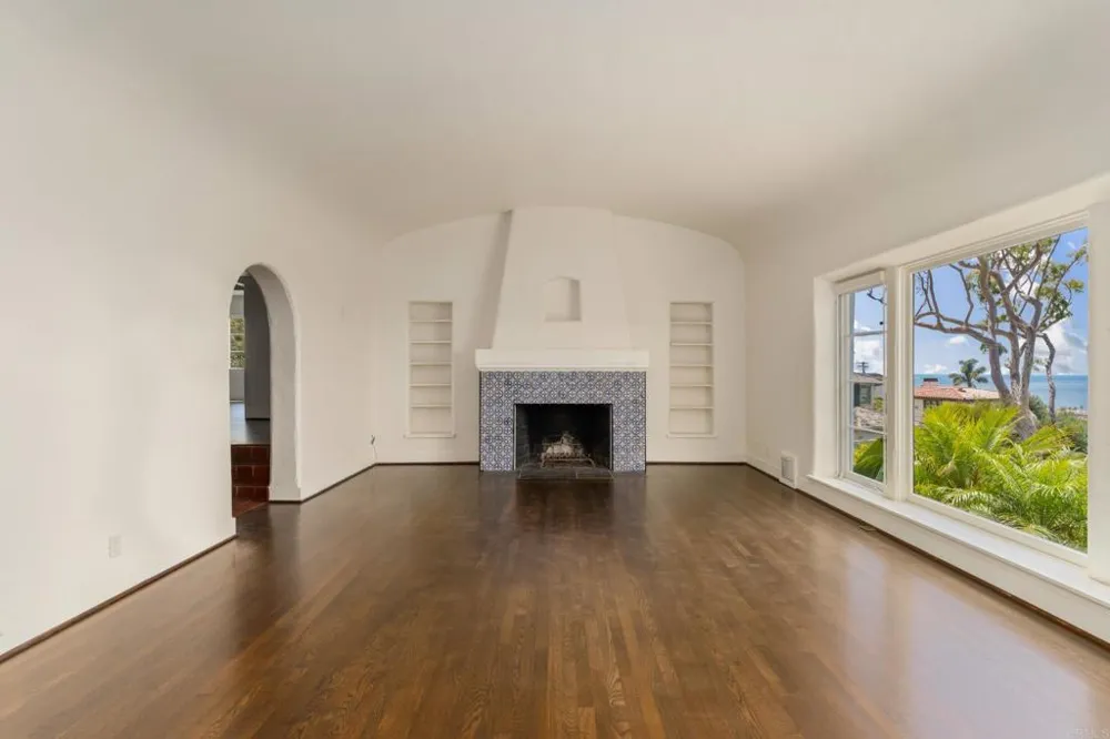 1406 La Jolla Knoll La Jolla, CA 92037
