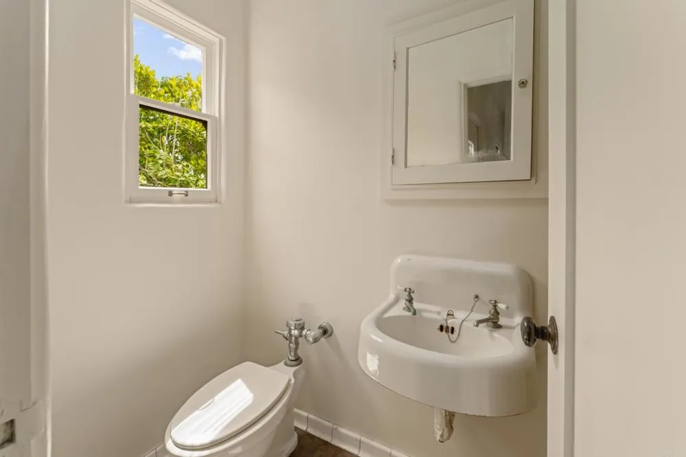 1406 La Jolla Knoll La Jolla, CA 92037