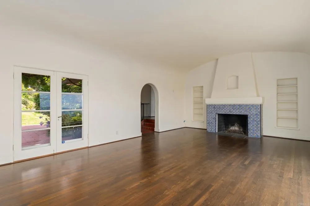 1406 La Jolla Knoll La Jolla, CA 92037