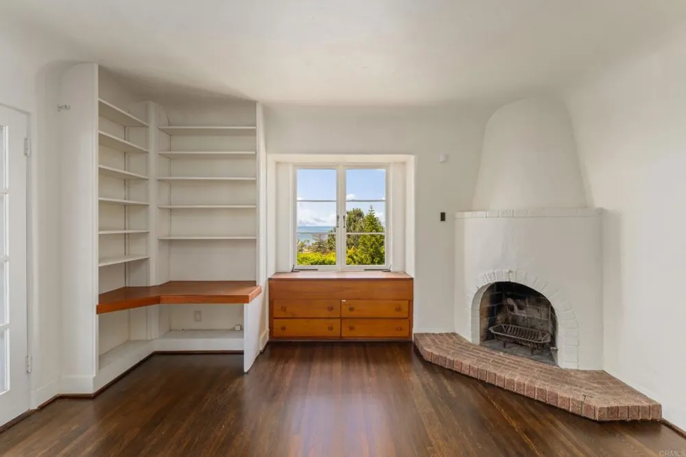 1406 La Jolla Knoll La Jolla, CA 92037